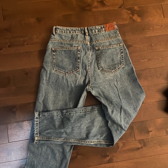 Zara Blue Mom Jeans - Picture 3 of 3